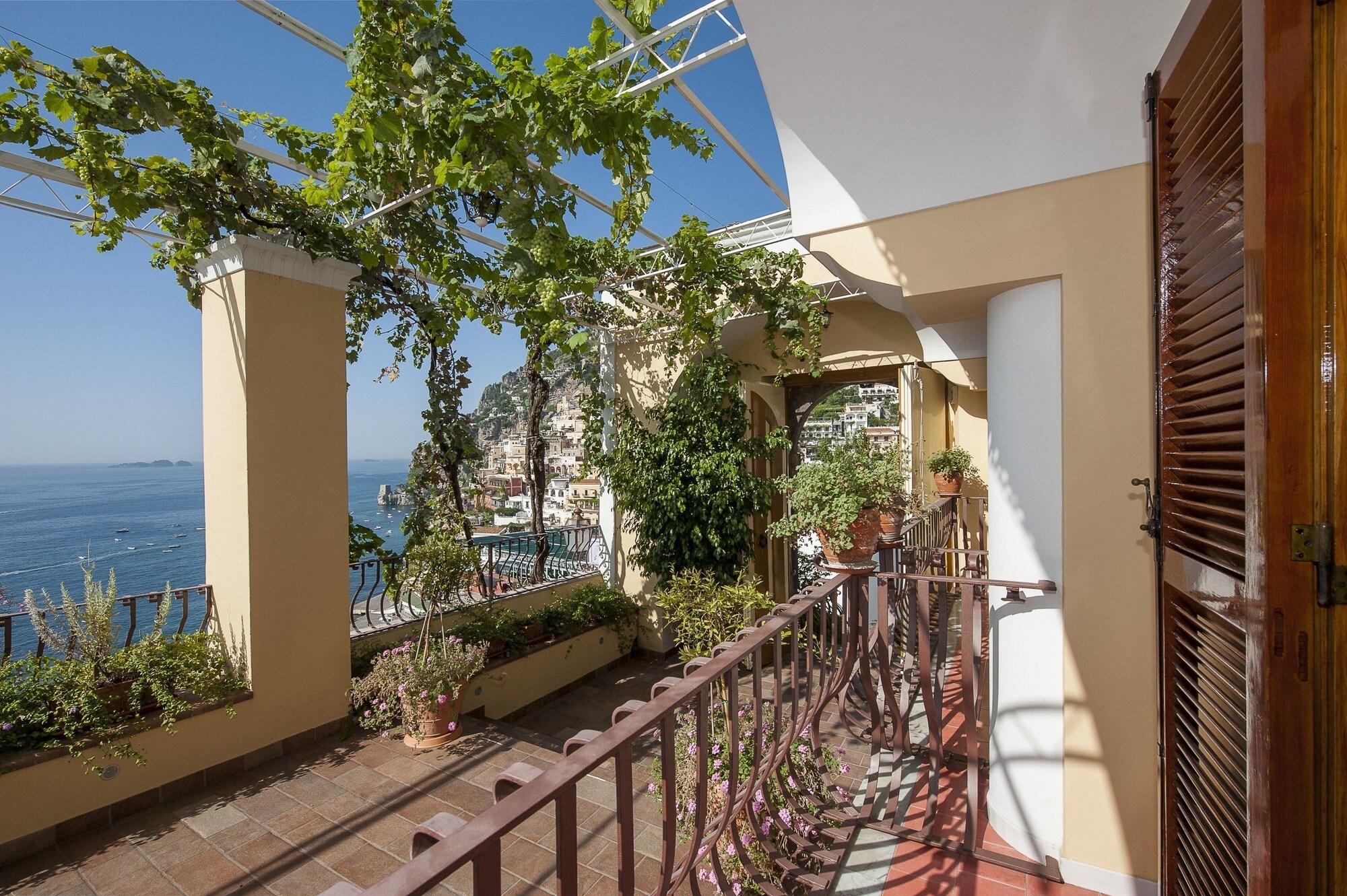 Albergo California Positano Exterior foto